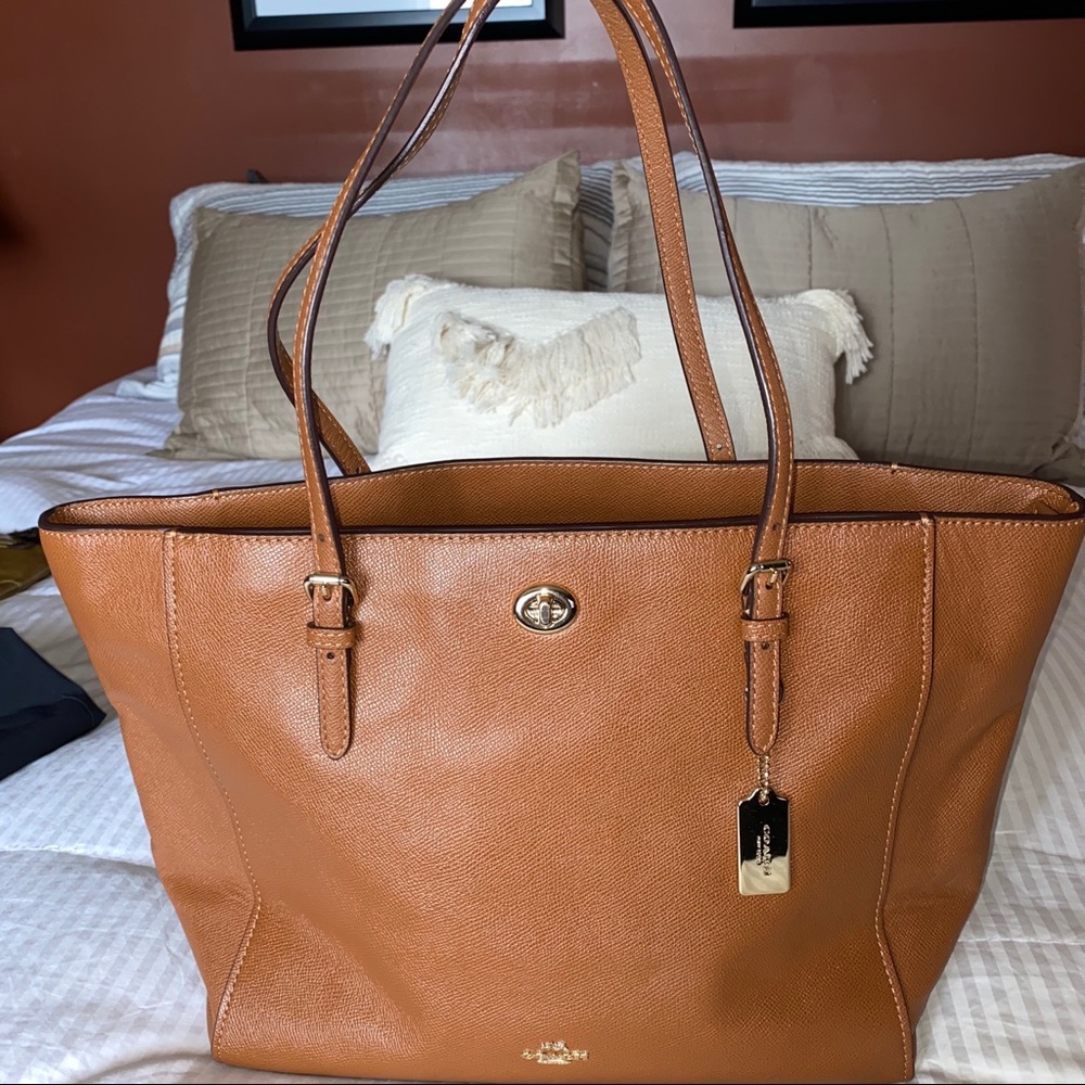 Coach Shoulder Bag